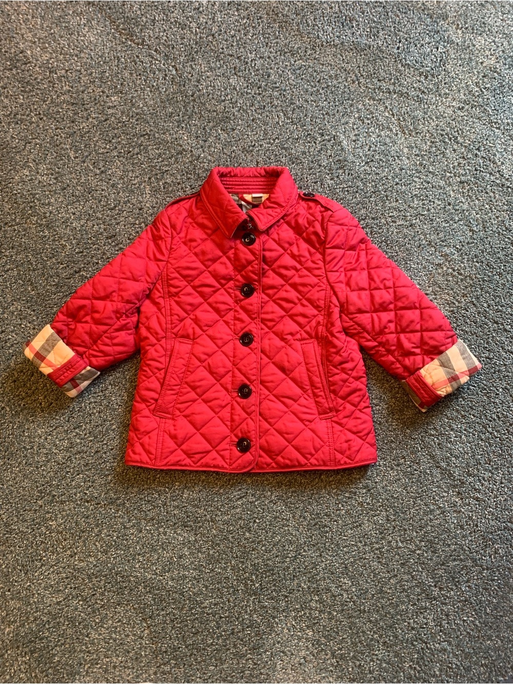 Burberry children Quilted Red Kids’ Jacket with Plaid Cuff